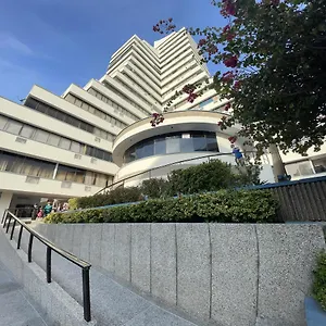 Hermoso Apto Rodadero Con Excelente Ubicación Apartamento
